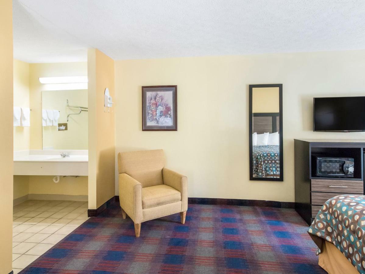 Americas Best Value Inn - Clayton Exteriér fotografie